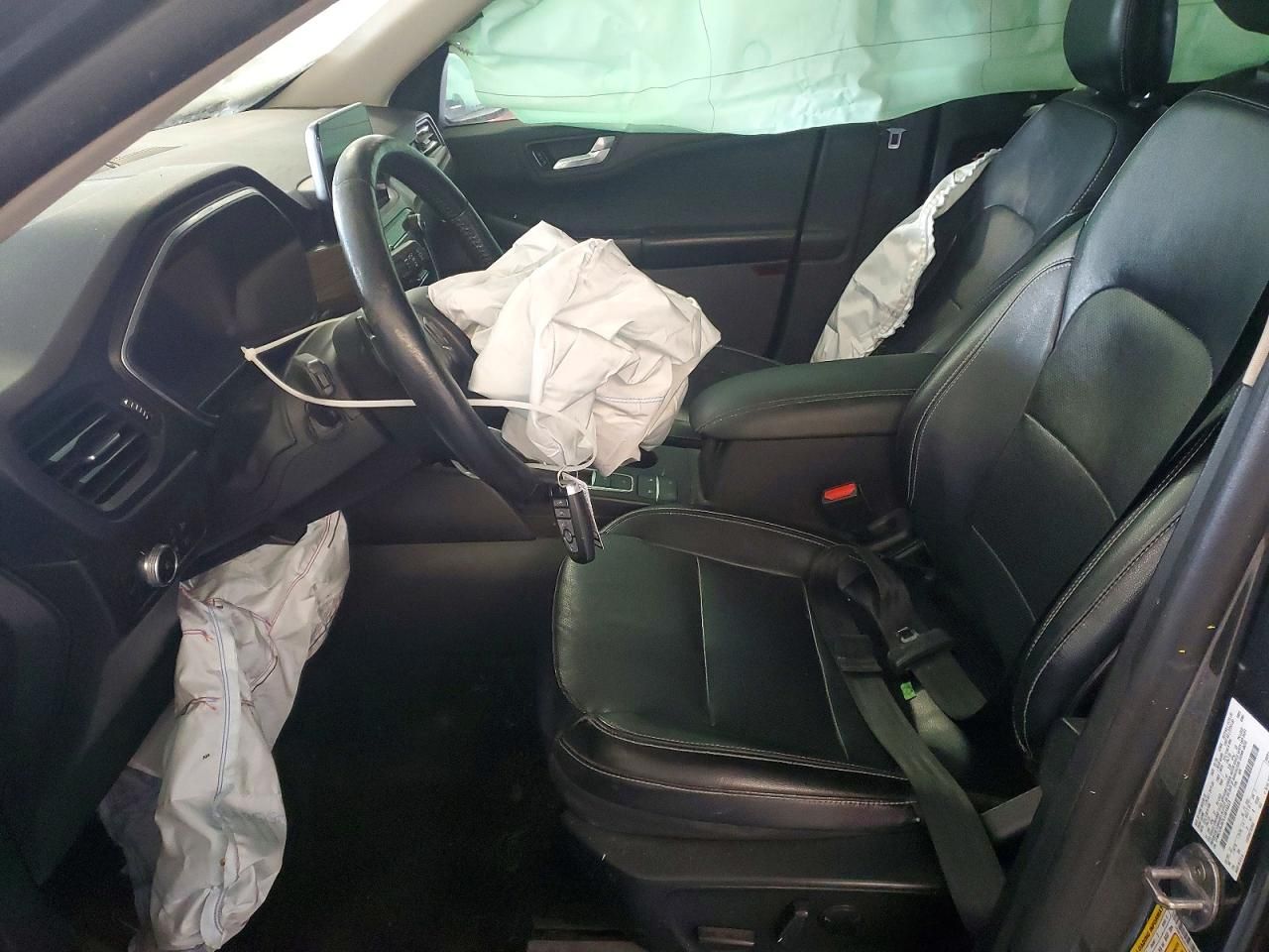 2020 Ford Escape Titanium