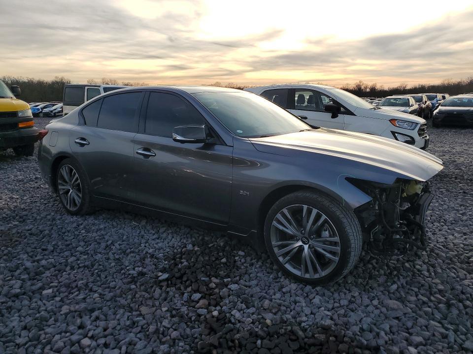 2018 Infiniti Q50 Luxe