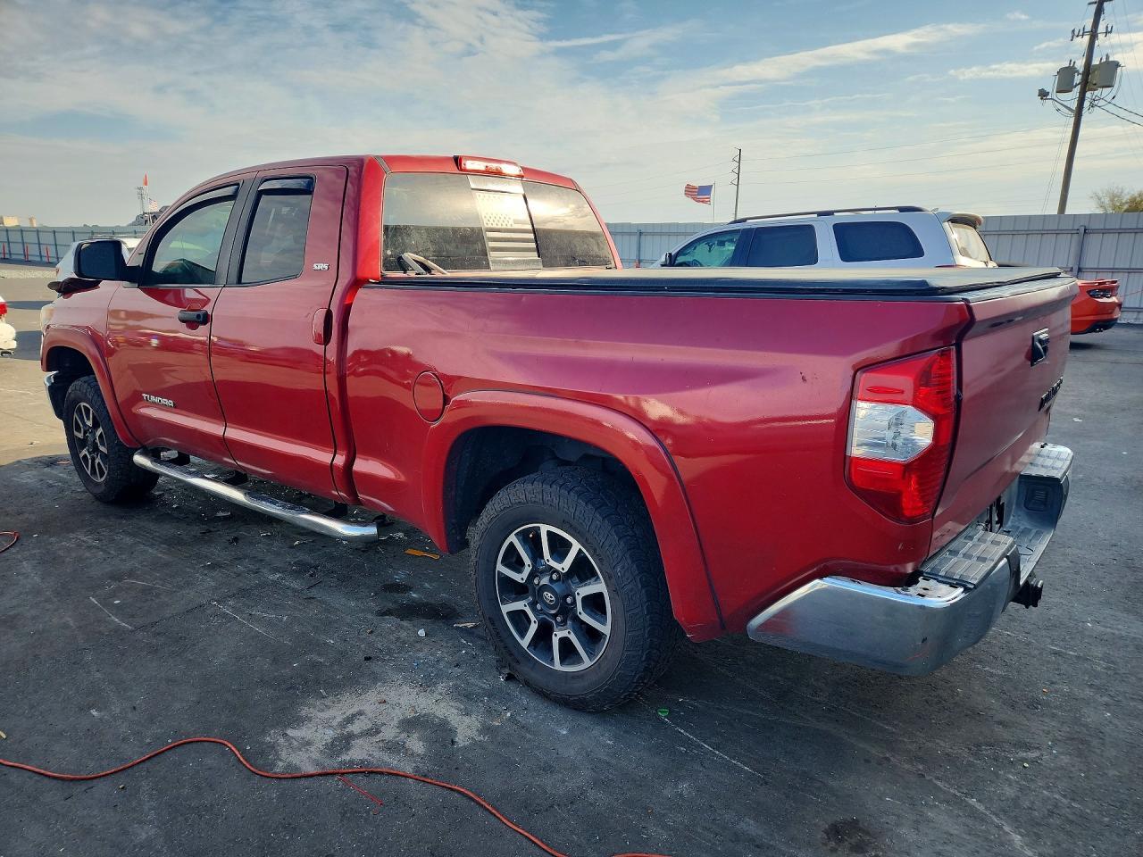 2014 Toyota Tundra SR5