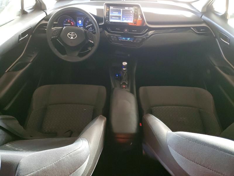 2020 Toyota C-hr xle