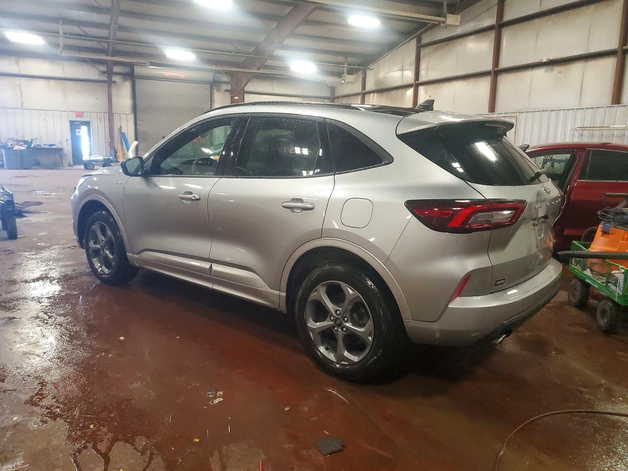 2024 Ford Escape st Line