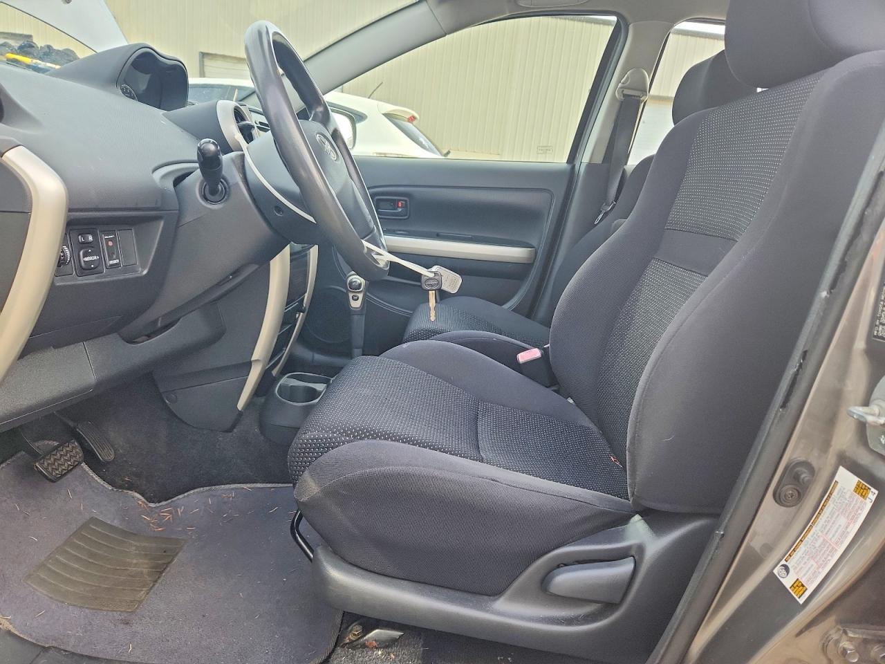 2005 Scion XA