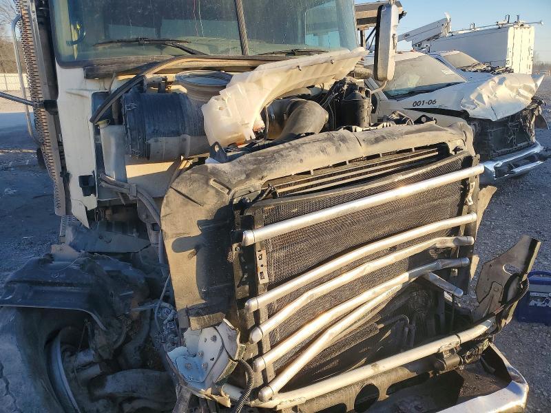 2015 Mack GU713 Dump Truck
