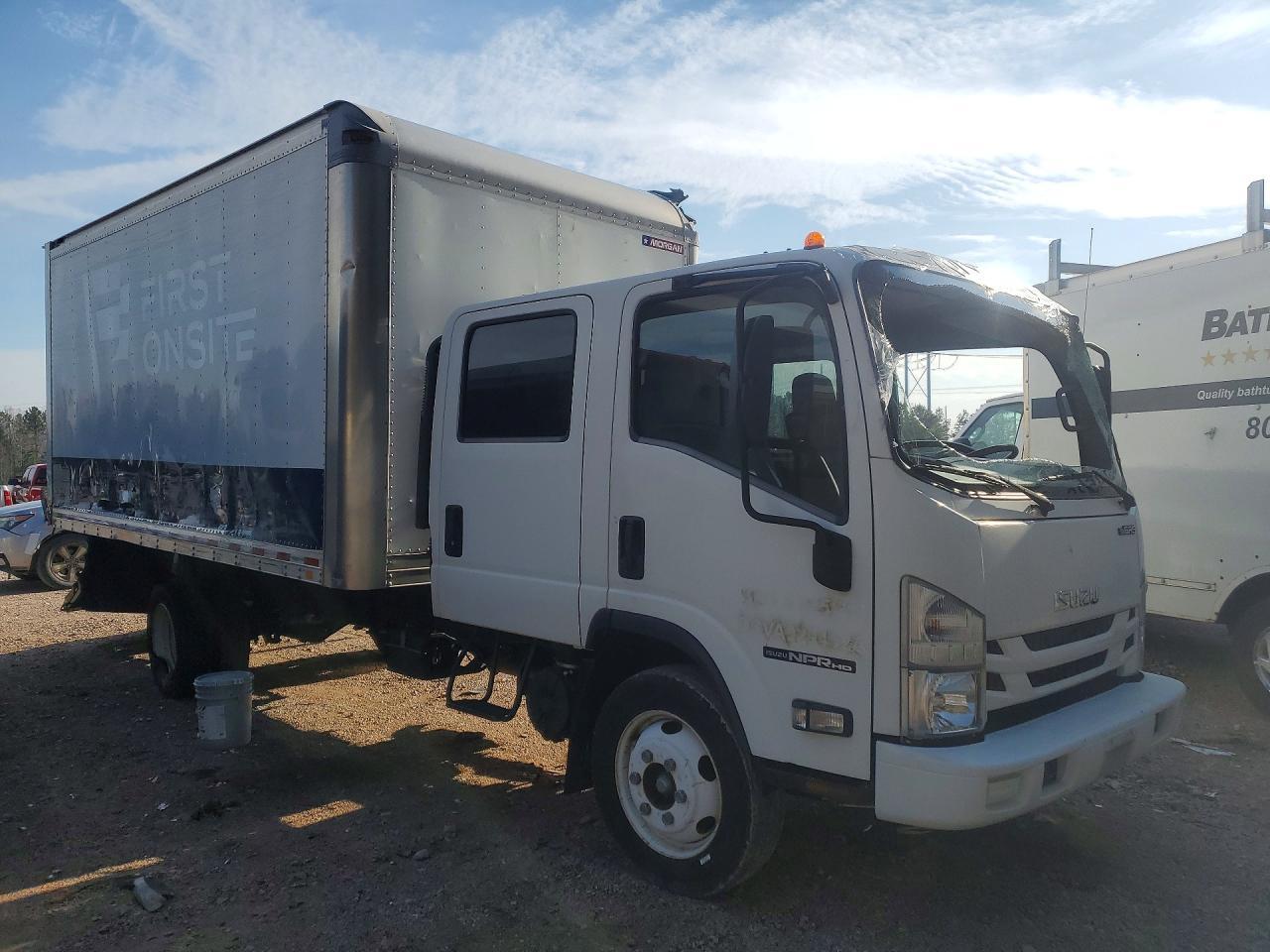 2018 Isuzu NPR HD BOX Truck