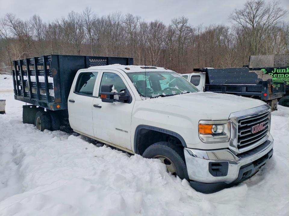2015 GMC Sierra Flatbed Truck