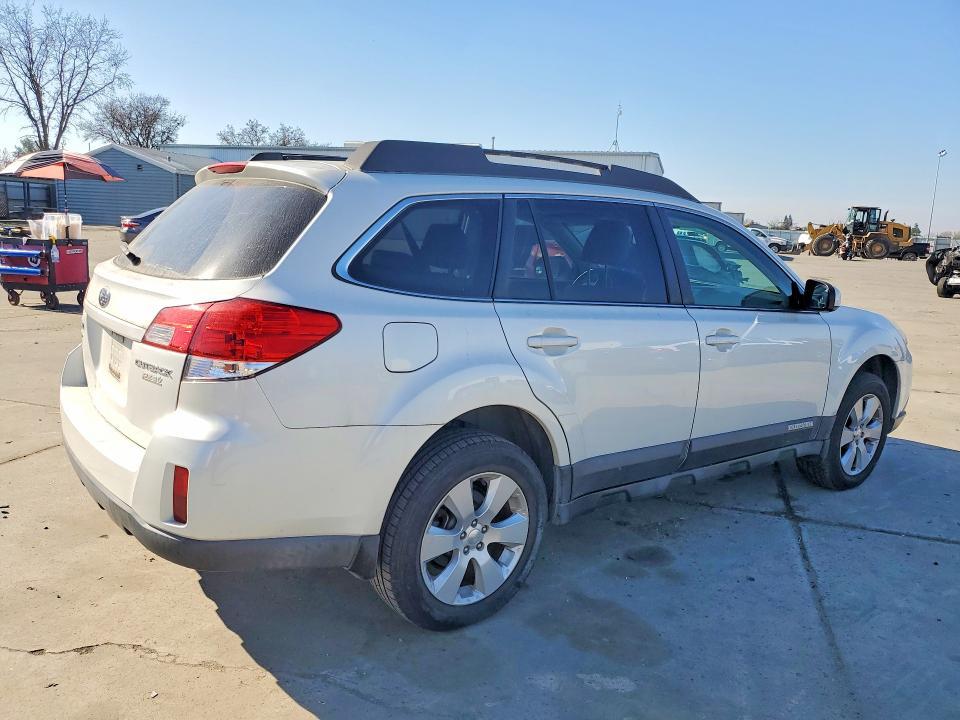 2010 Subaru Outback 2.5i Limited