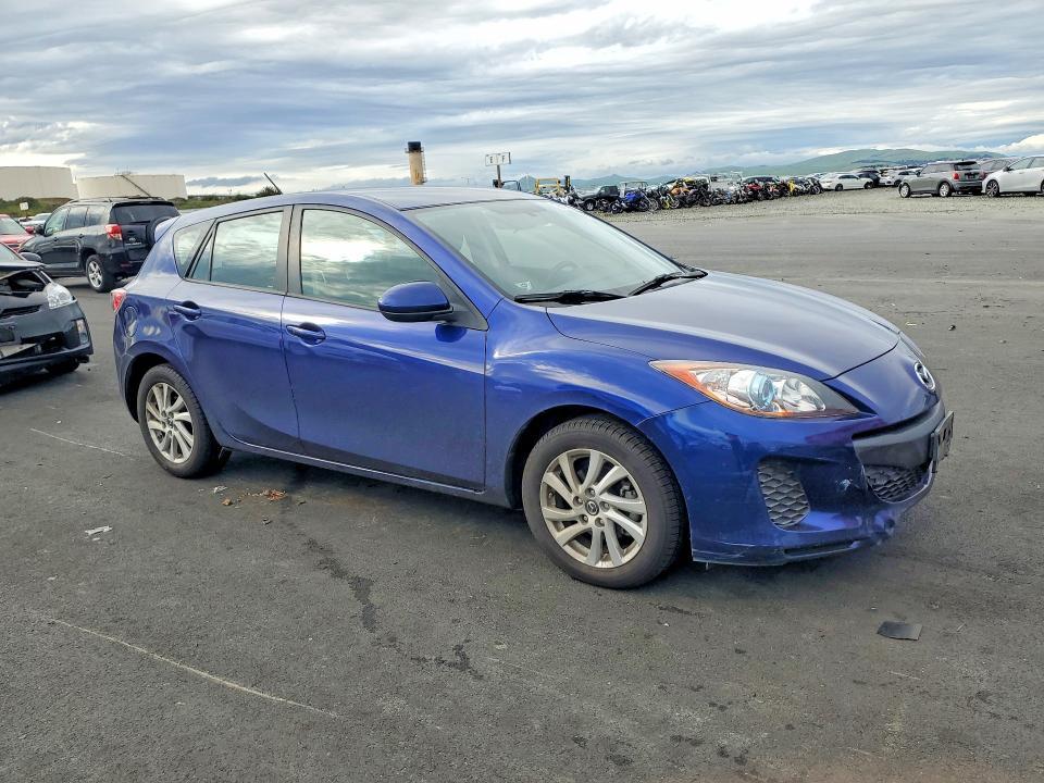 2013 Mazda 3 I