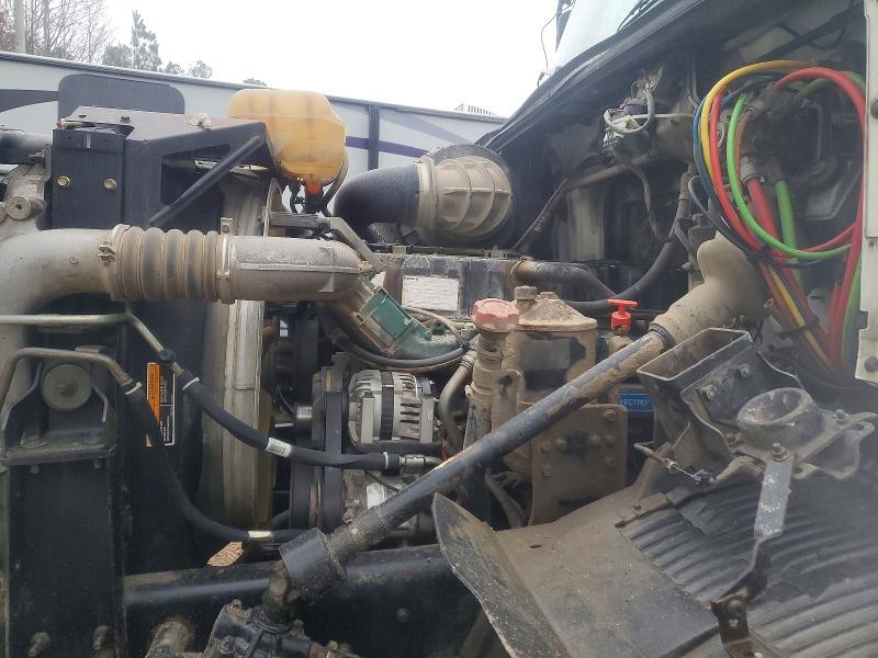 2008 Volvo VHD