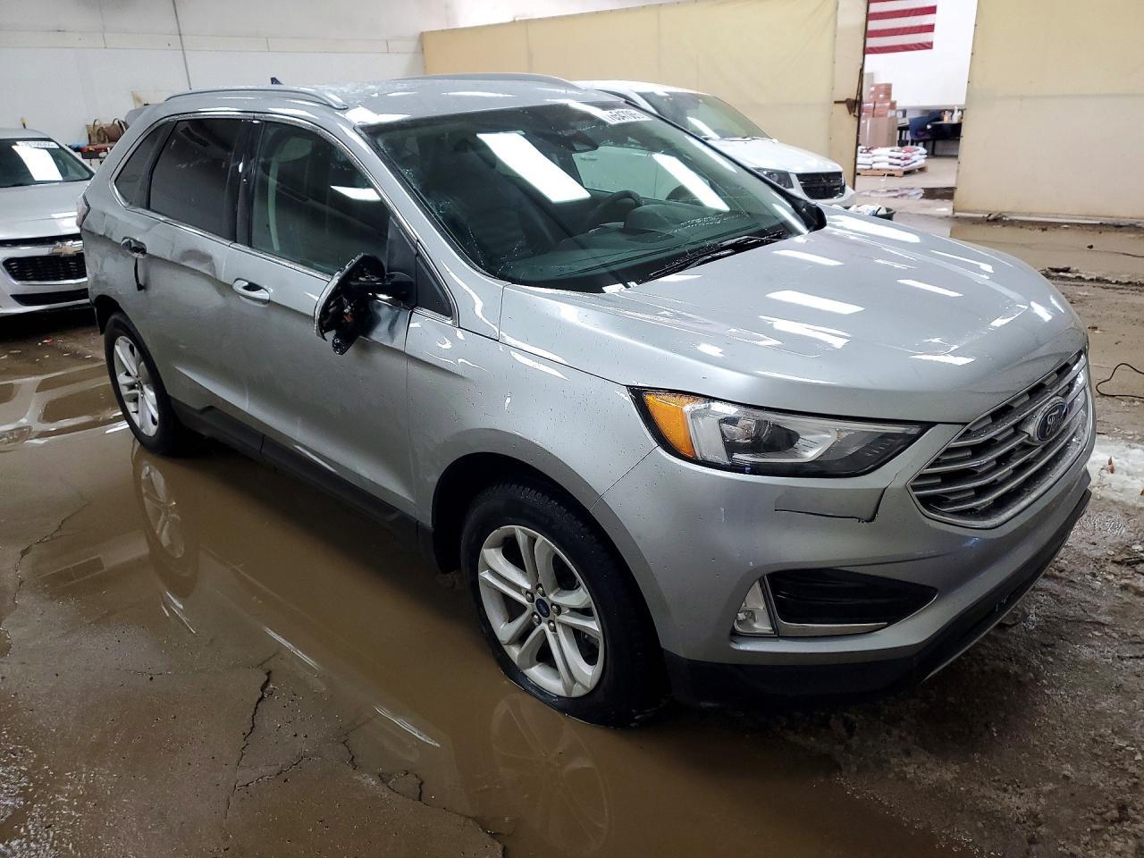2020 Ford Edge sel