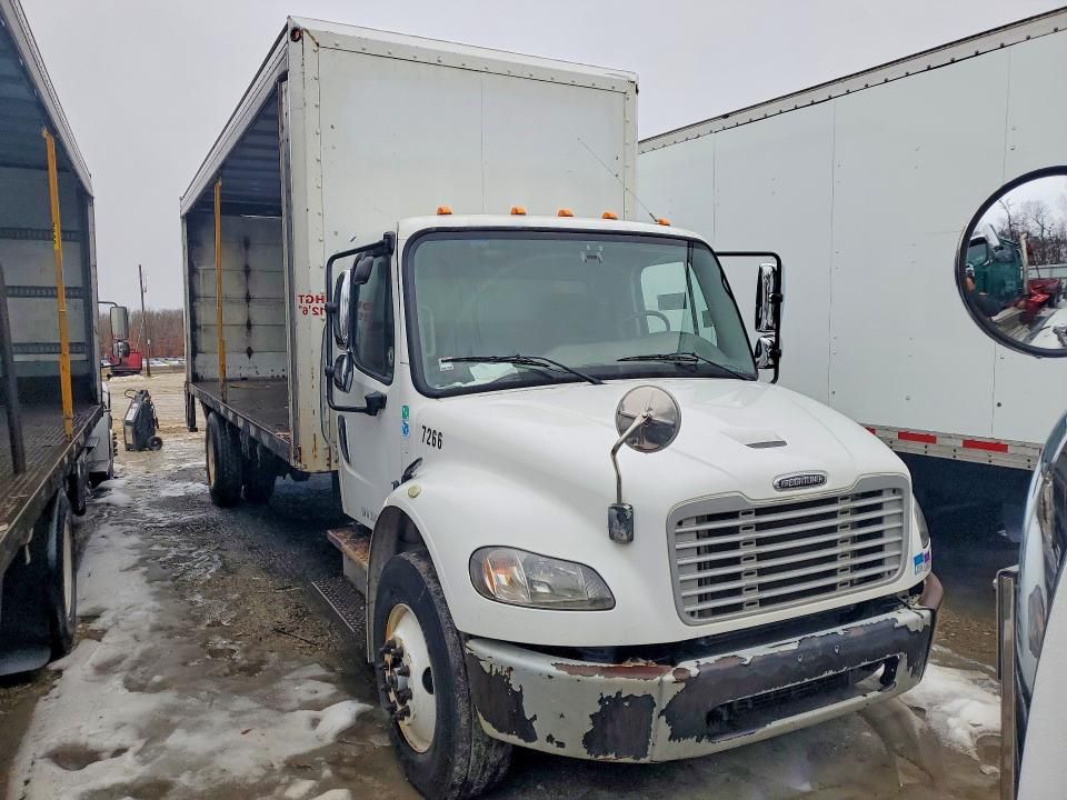 2015 Freightliner Business Class M2 box Truck