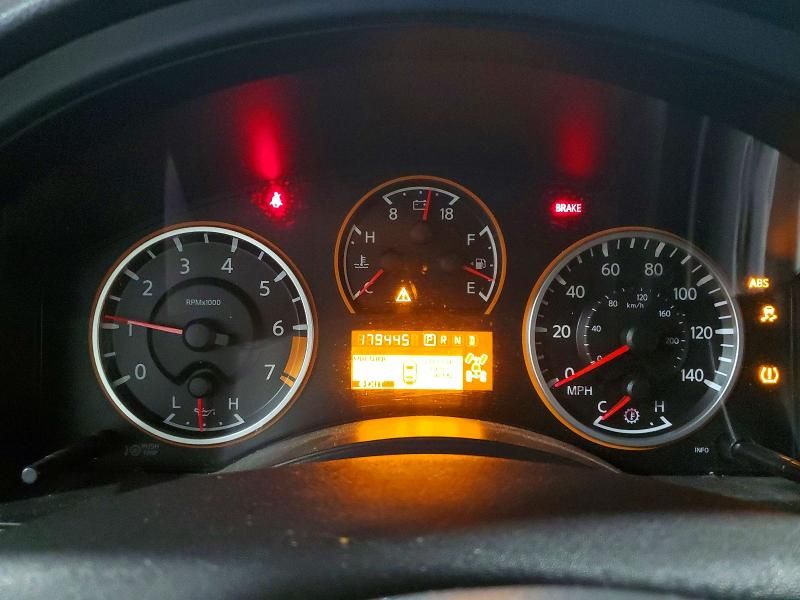 2015 Nissan Armada sv