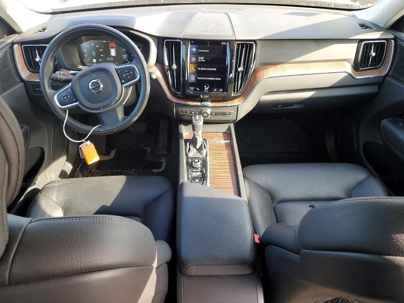 2021 Volvo Xc60 T5 Momentum