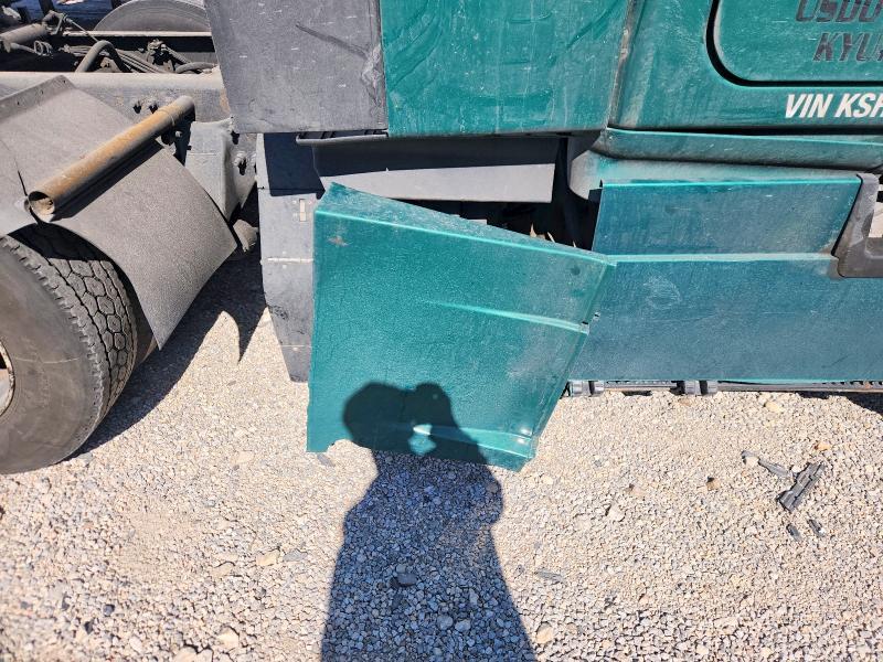 2019 Freigliner Cascadia 126