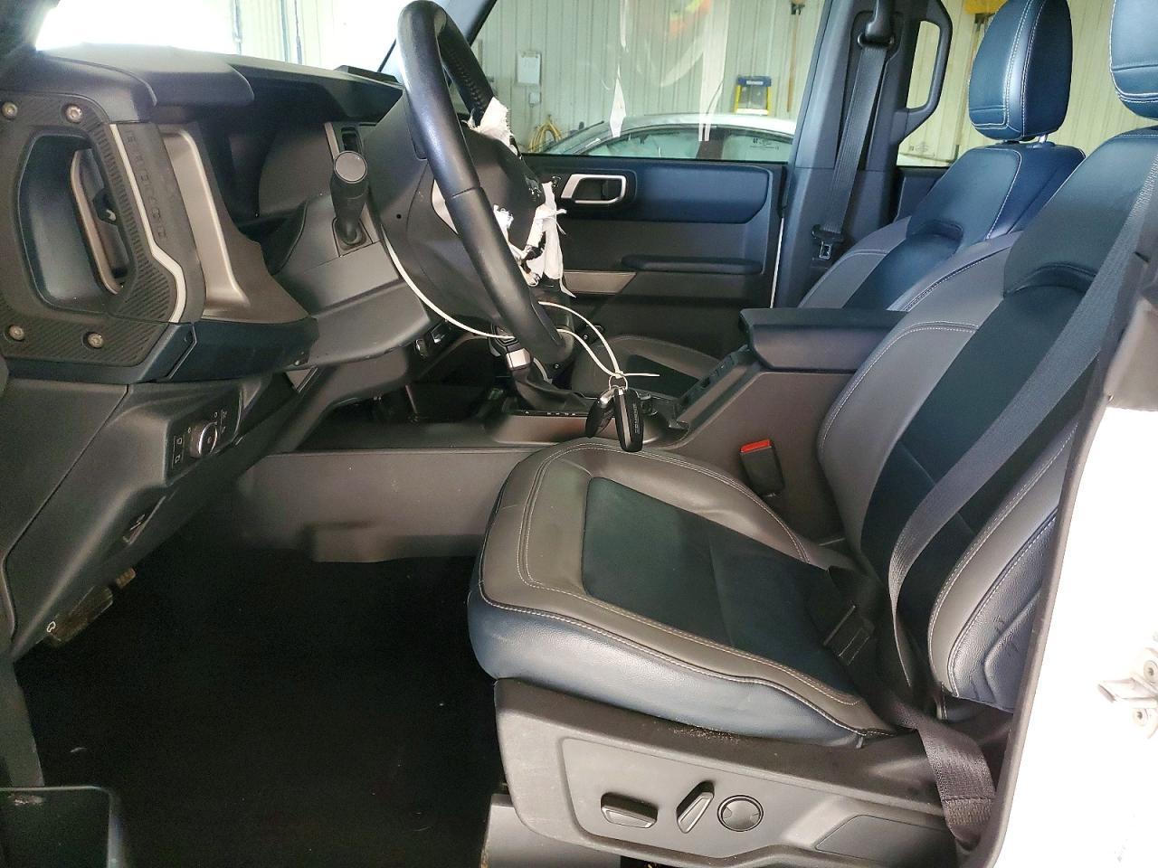 2021 Ford Bronco Base