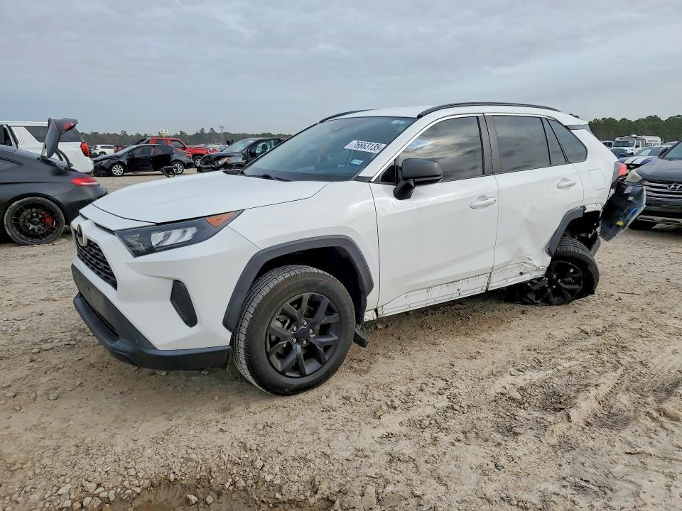 2021 Toyota Rav4 le