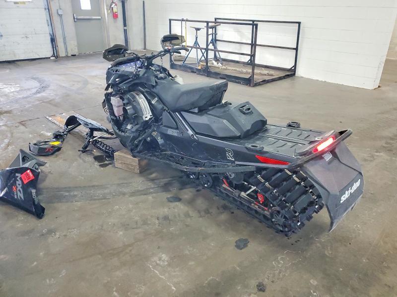 2023 Skidoo 2023 Skidoo XRS