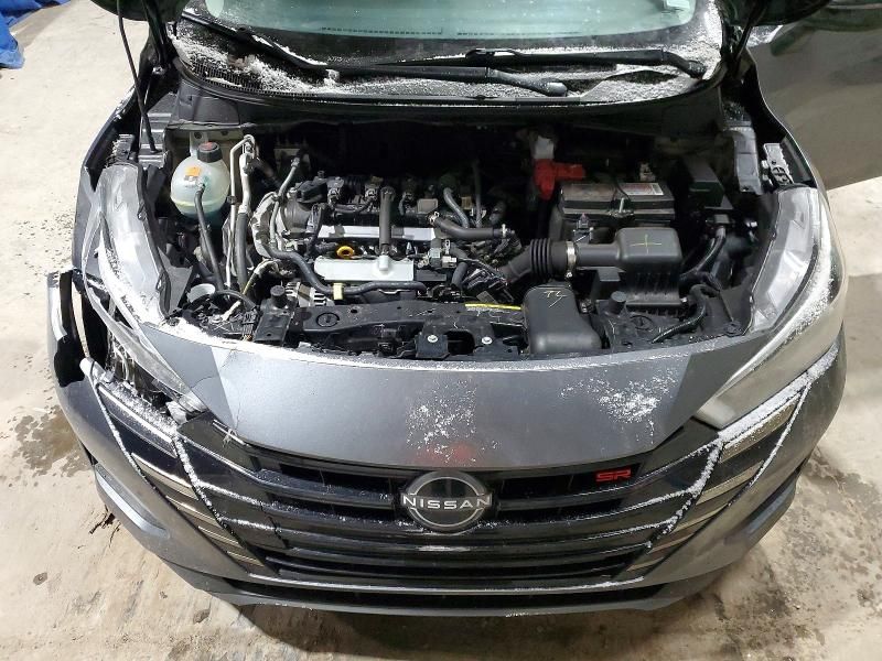 2024 Nissan Versa sr