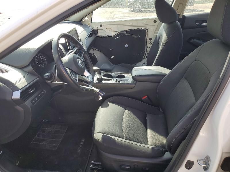 2022 Nissan Altima sv