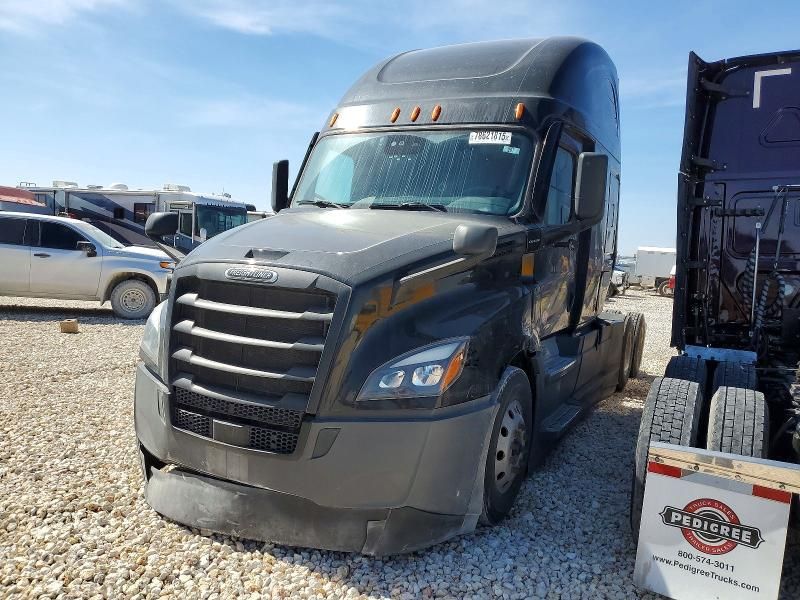2023 Freigliner 2023 Freightliner Cascadia 126 Semi Truck