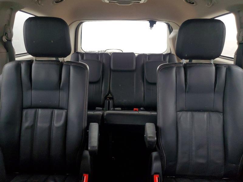 2012 Chrysler Town & Country Touring