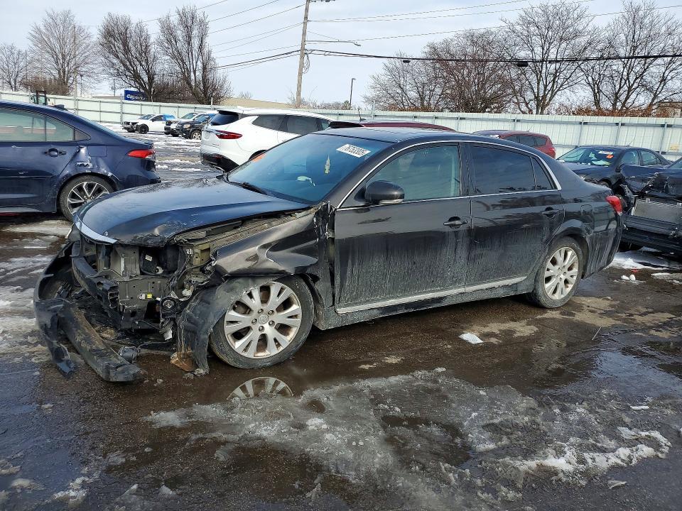 2011 Toyota Avalon Base