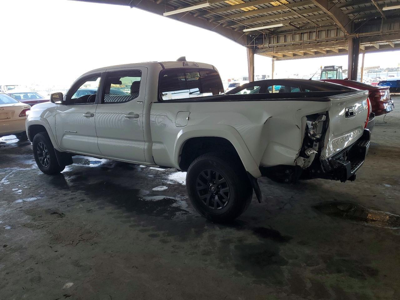 2020 Toyota Tacoma SR5 V6
