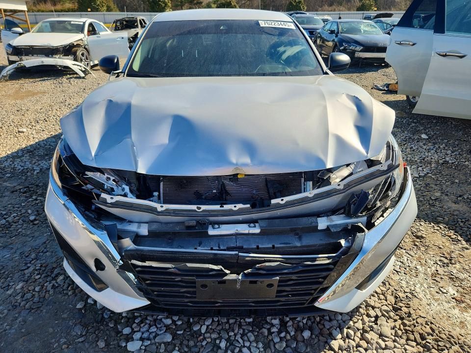 2024 Nissan Altima sv