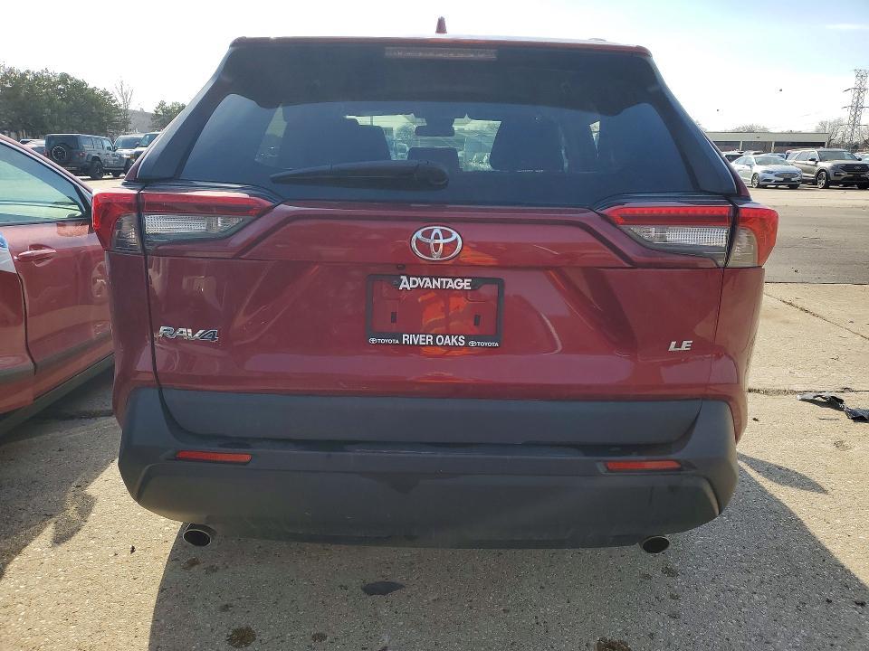 2021 Toyota Rav4 le