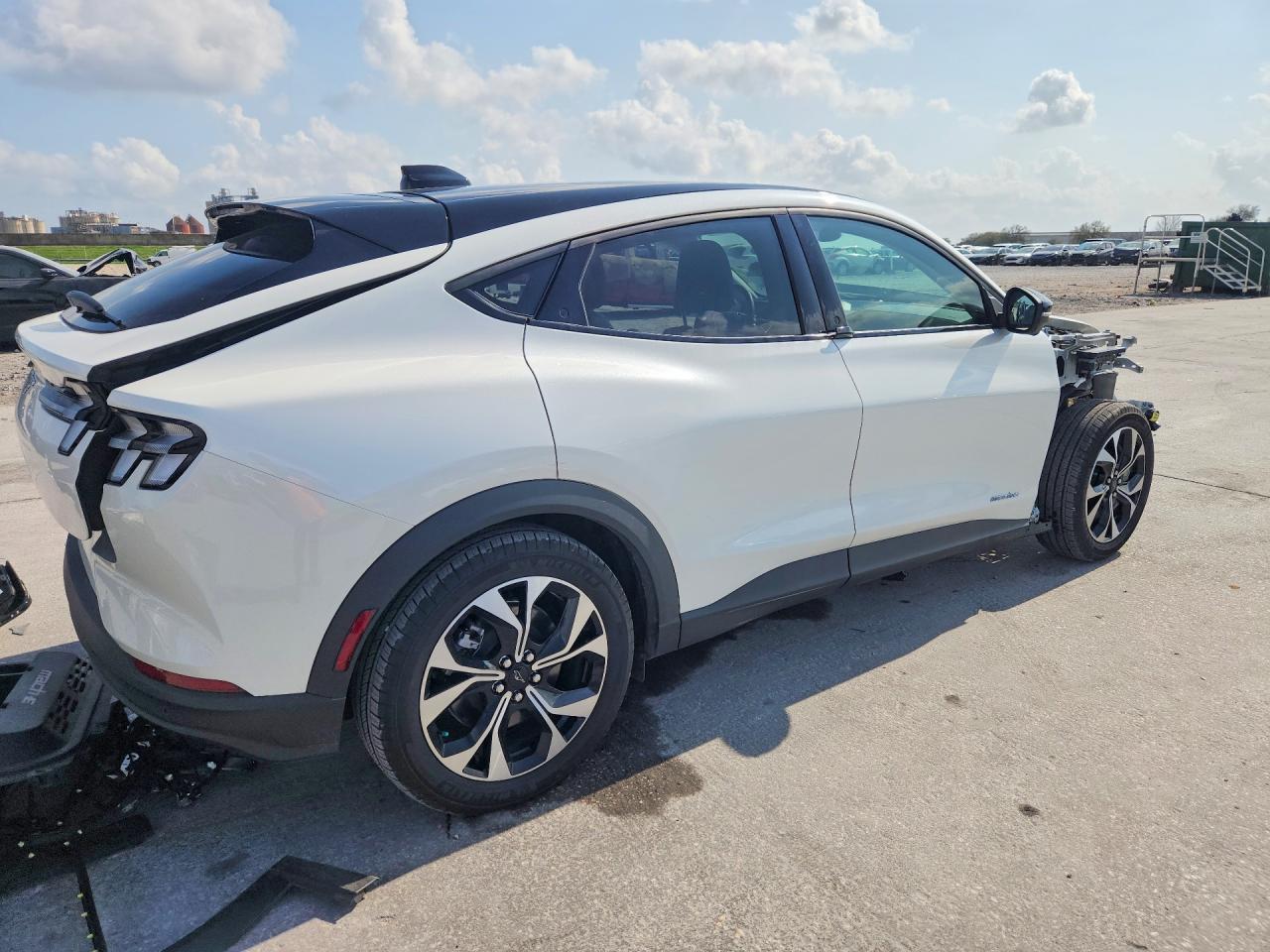 2025 Ford Mustang Mach-e Select
