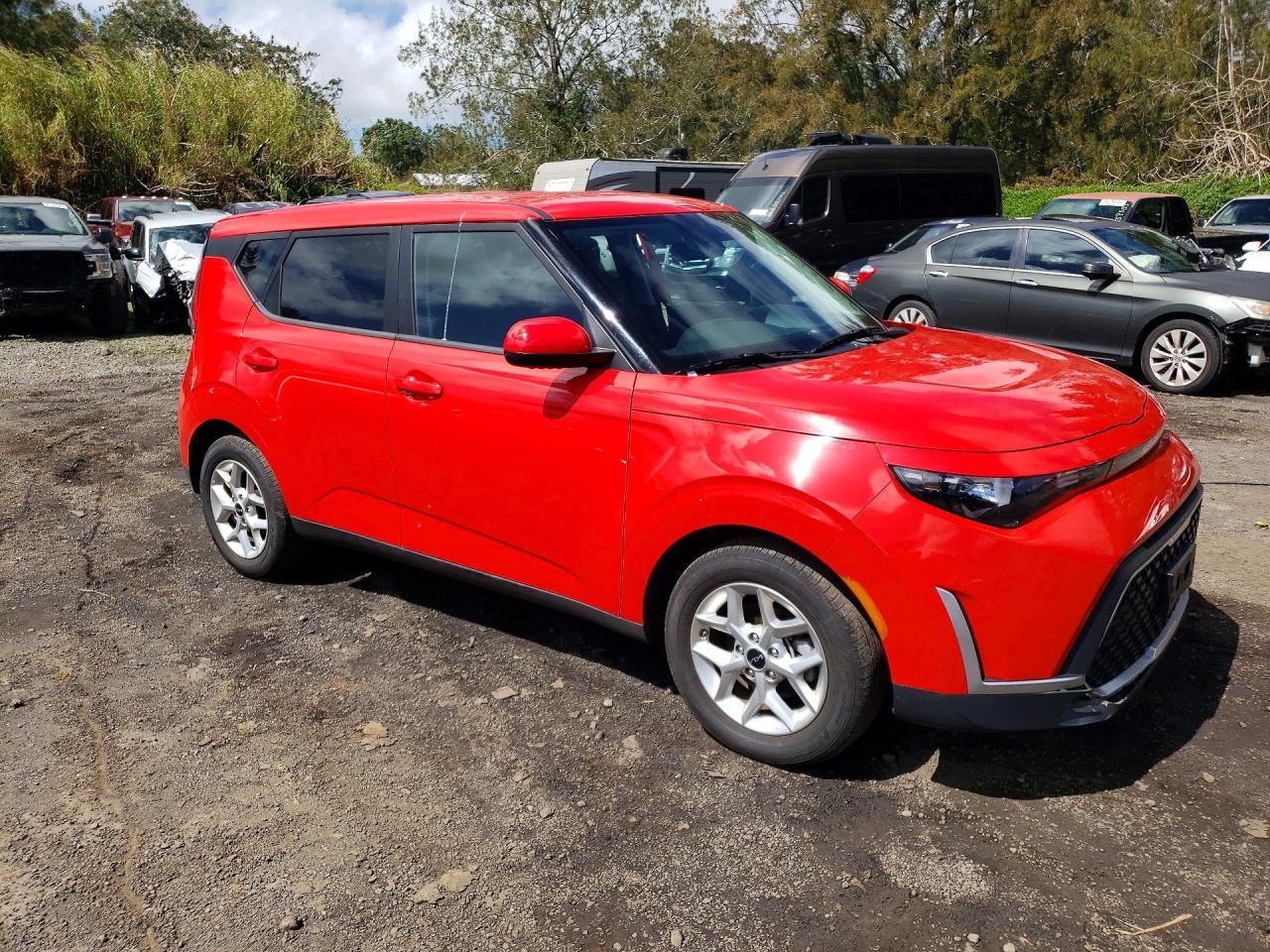 2025 KIA Soul lx