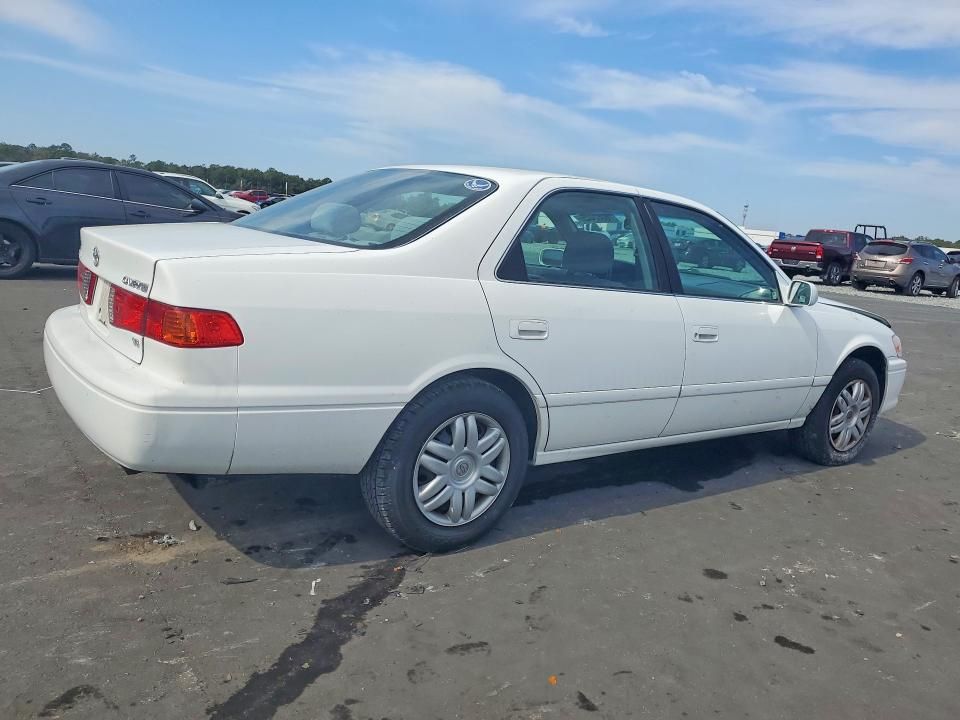 2001 Toyota Camry le