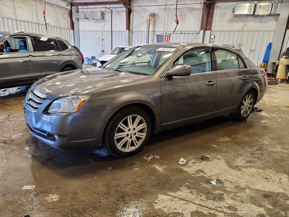 2005 Toyota Avalon xl