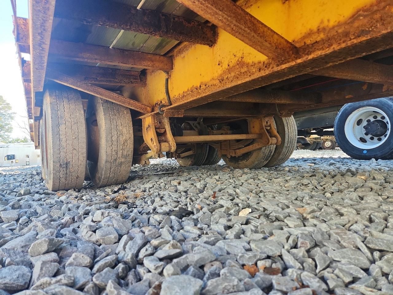 2006 Melininum Equipment Trailer