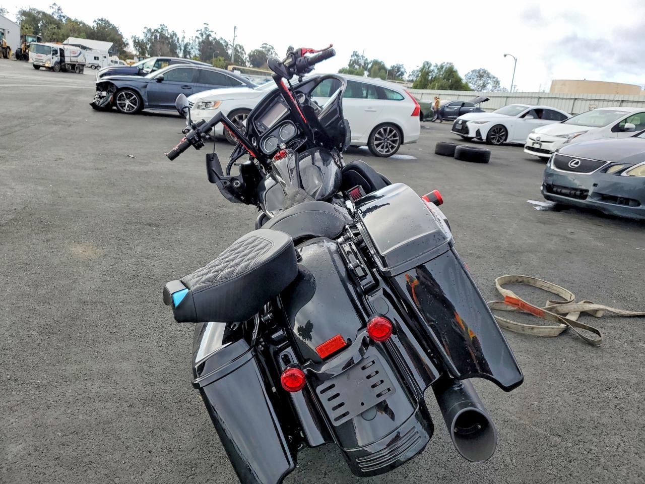 2018 Harley-Davidson Fltrxs Road Glide Special