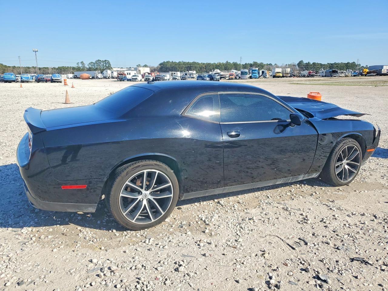 2018 Dodge Challenger sxt