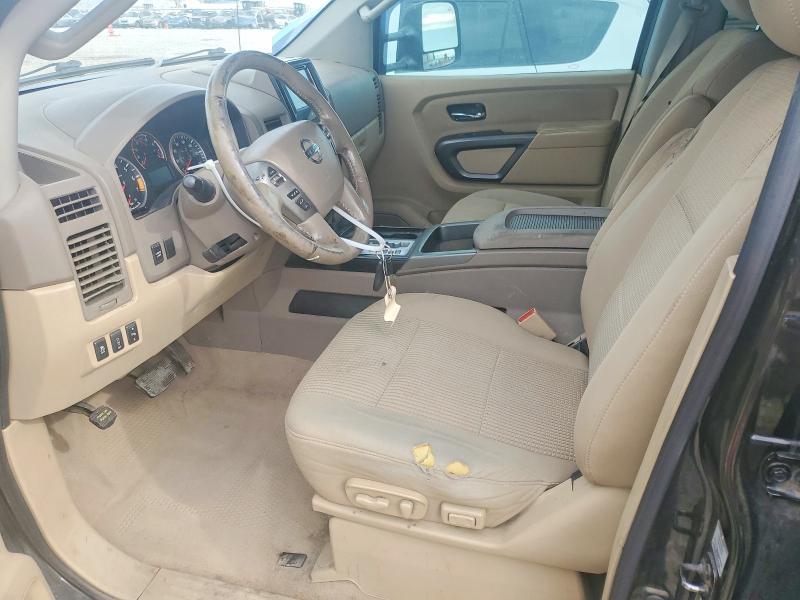 2015 Nissan Titan SV