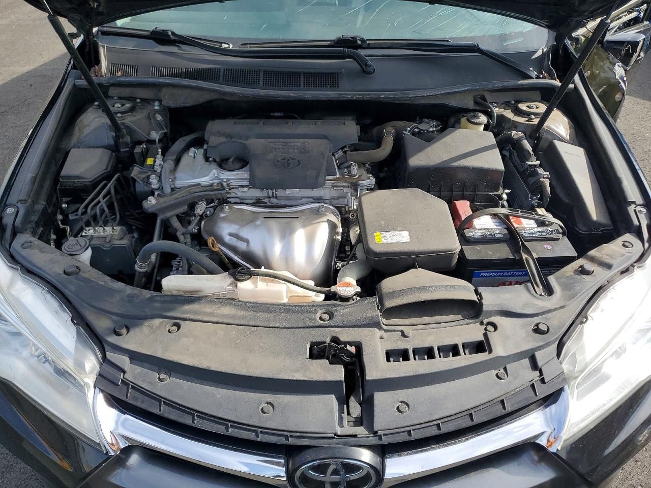 2016 Toyota Camry le