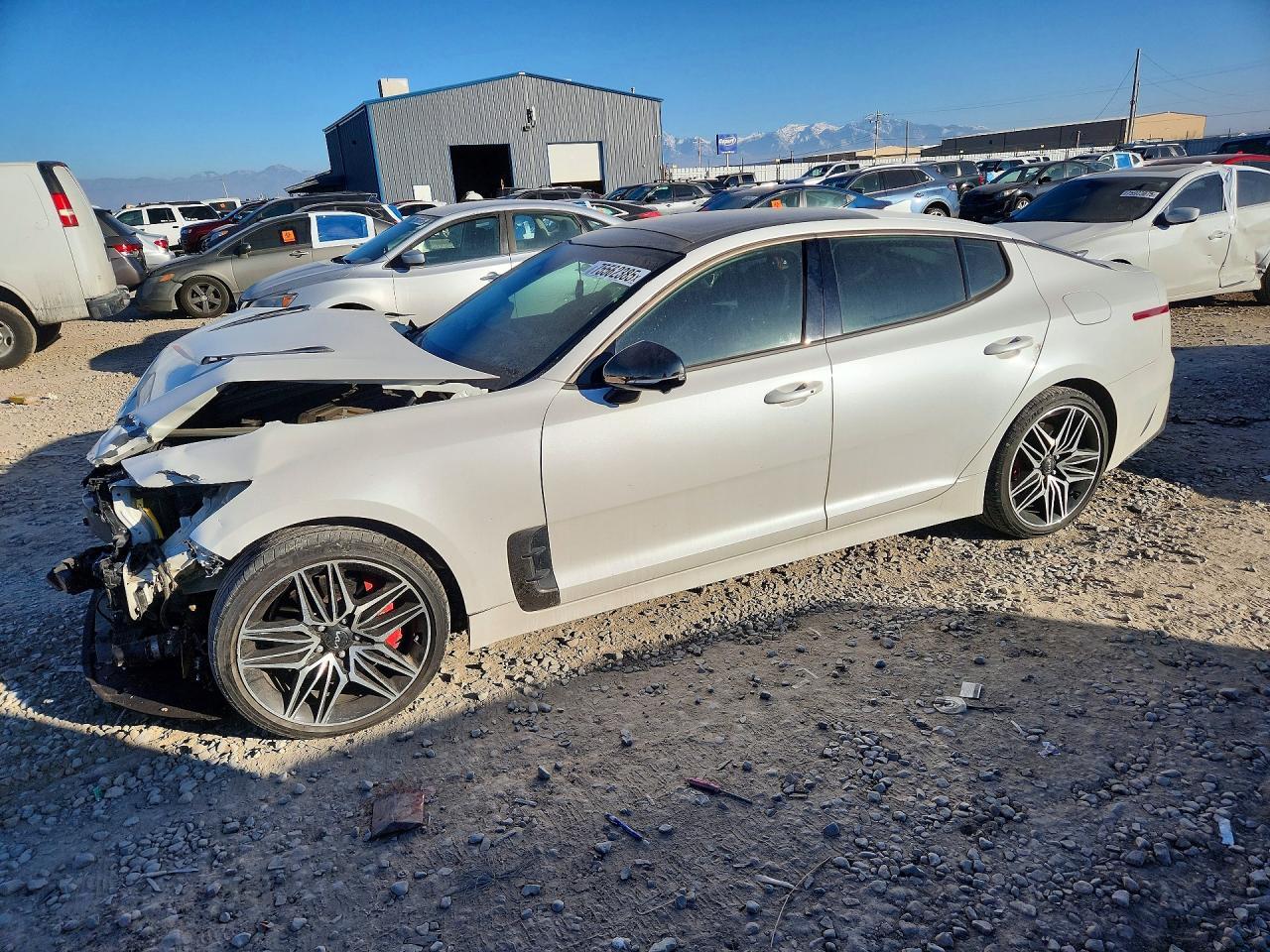 2022 KIA Stinger GT2
