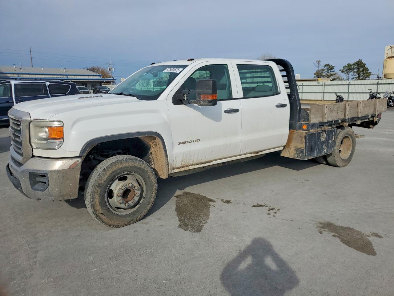 2015 GMC Sierra Flatbed Truck