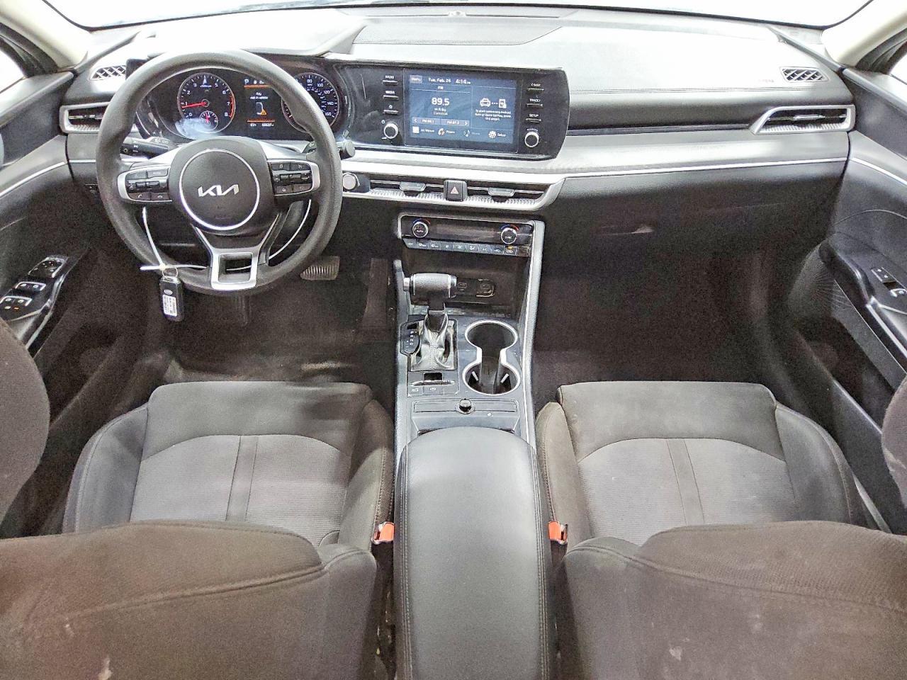 2022 KIA K5 lxs