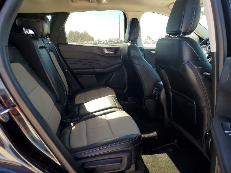 2021 Ford Escape Titanium