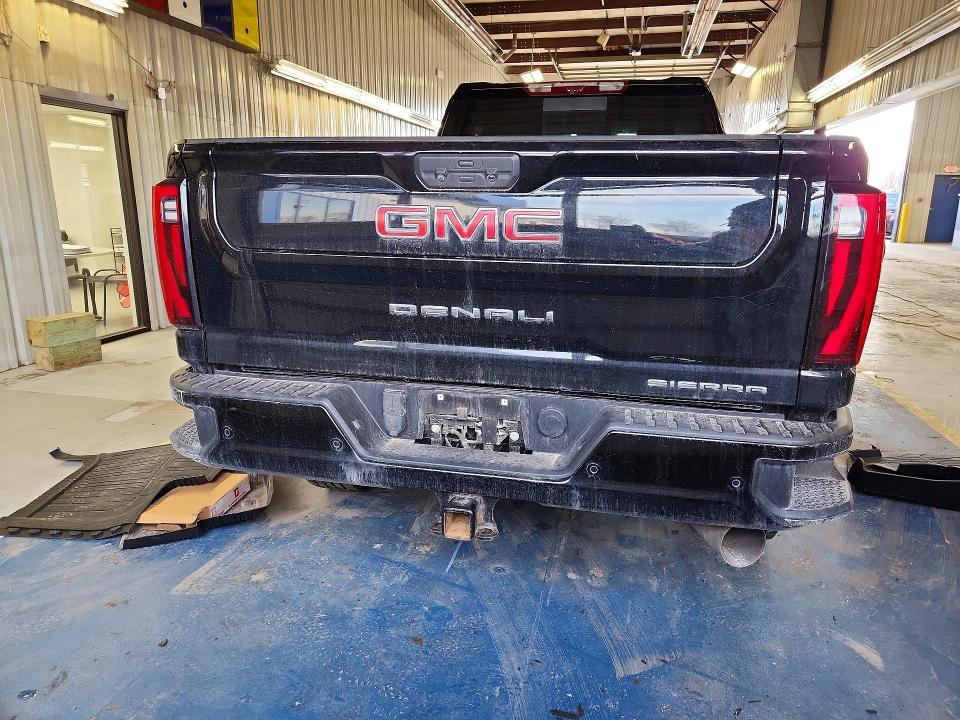 2024 GMC Sierra K2500 Denali