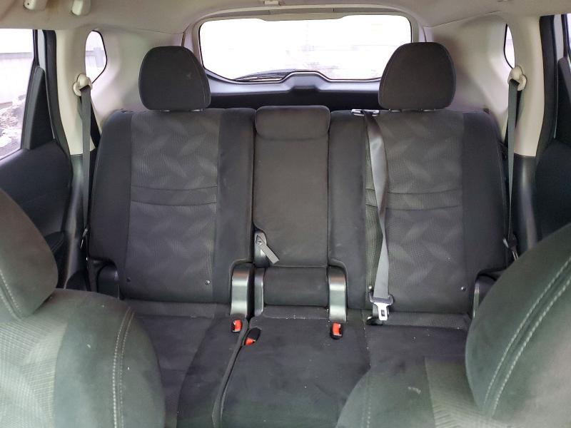 2015 Nissan Rogue s