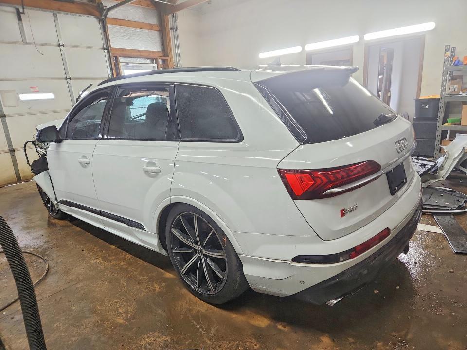 2021 Audi SQ7 Premium Plus
