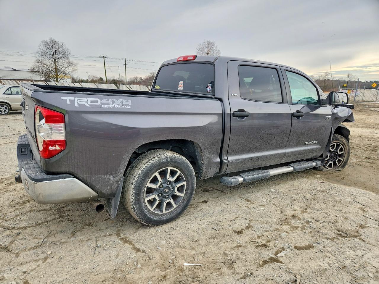 2014 Toyota Tundra SR5