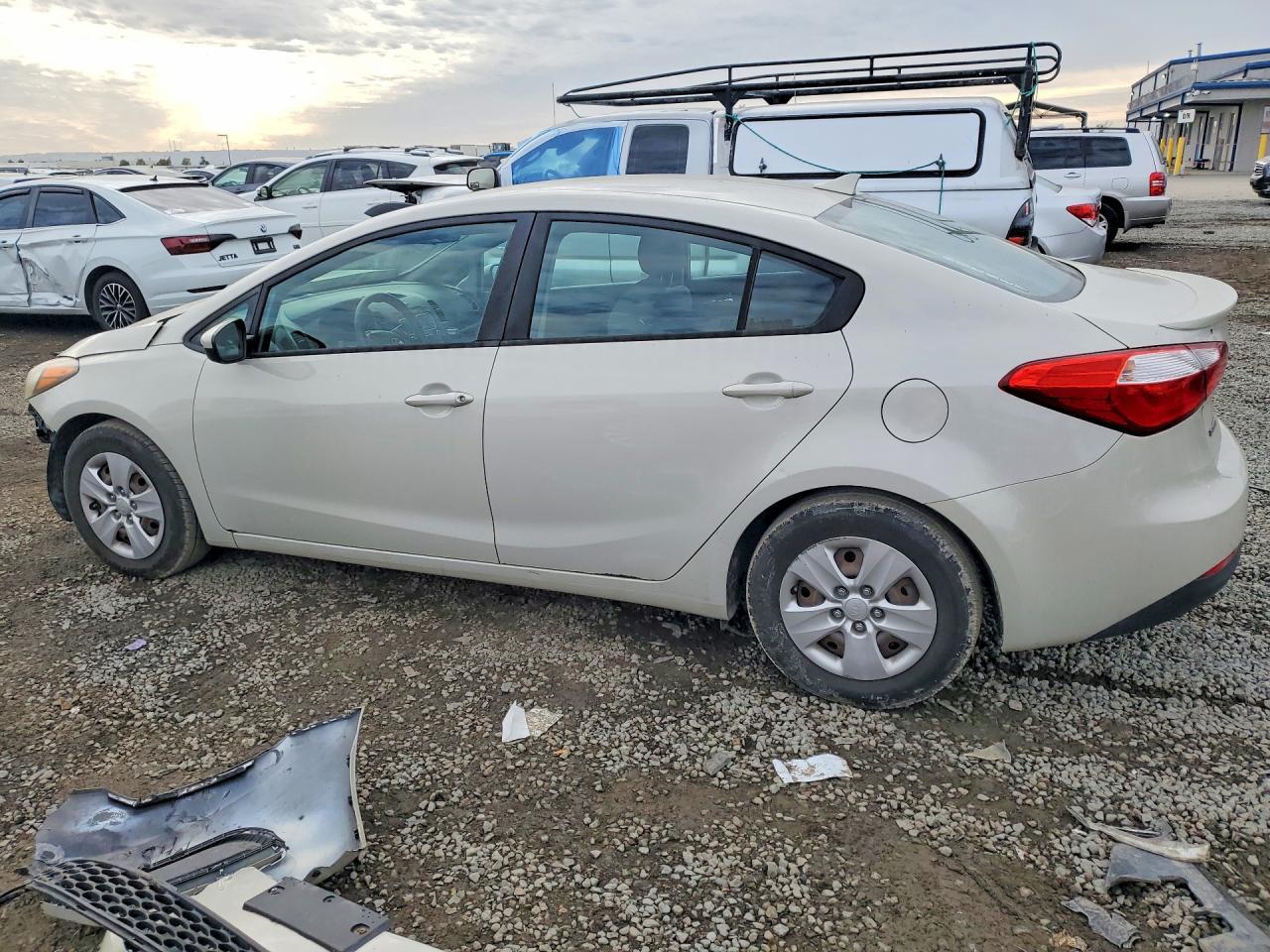 2015 KIA Forte lx