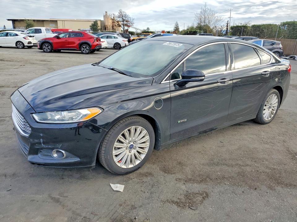 2016 Ford Fusion se Phev