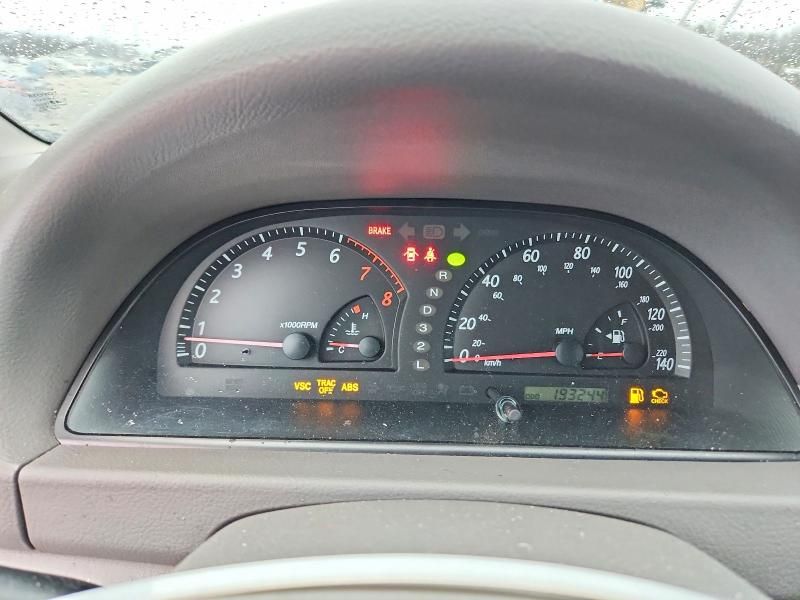 2004 Toyota Camry le