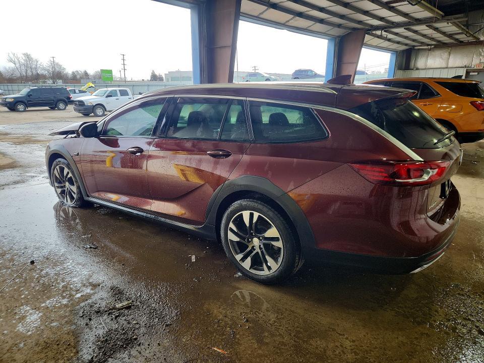 2018 Buick Regal Tourx Essence