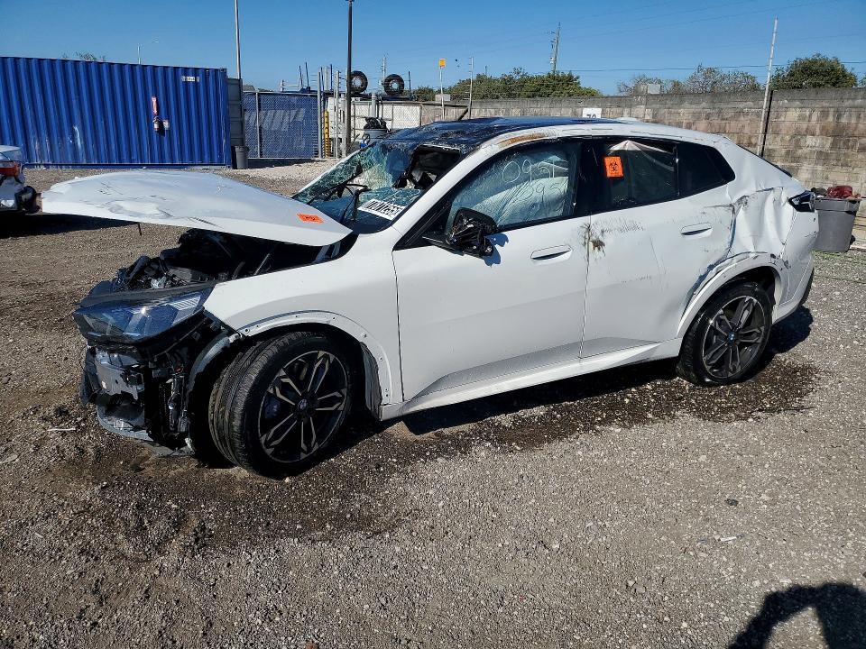 2026 BMW 2026 b m w x Series X2 4D suv 28I Xdrive Msport